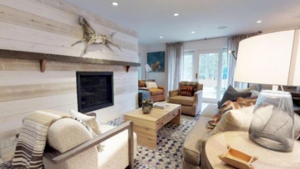 Coraltree Residence Collection