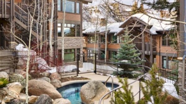 Coraltree Residence Collection